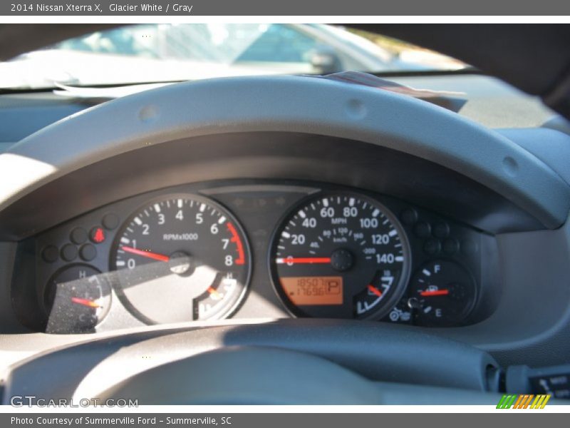 Glacier White / Gray 2014 Nissan Xterra X