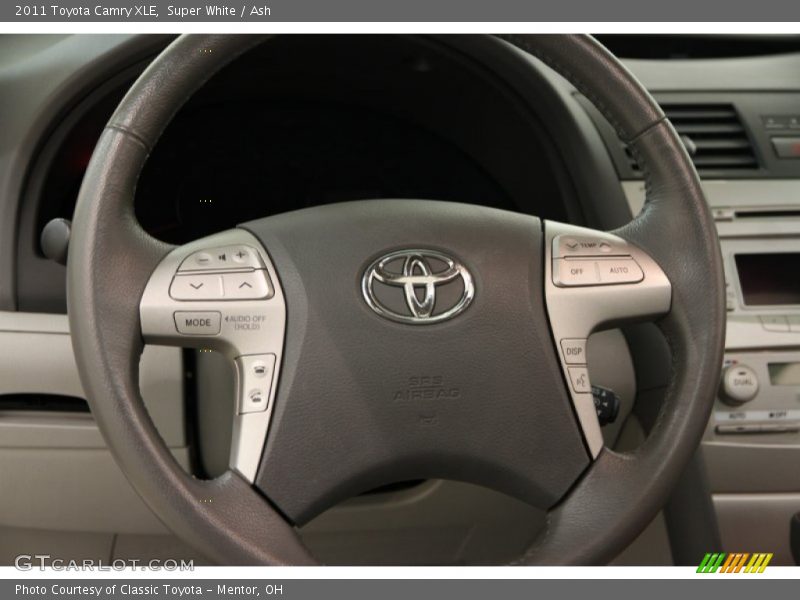 Super White / Ash 2011 Toyota Camry XLE