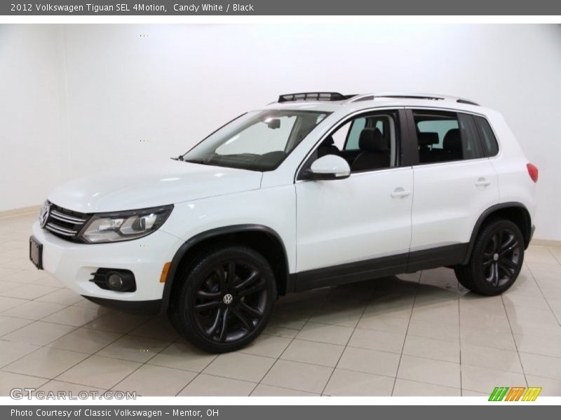 Front 3/4 View of 2012 Tiguan SEL 4Motion