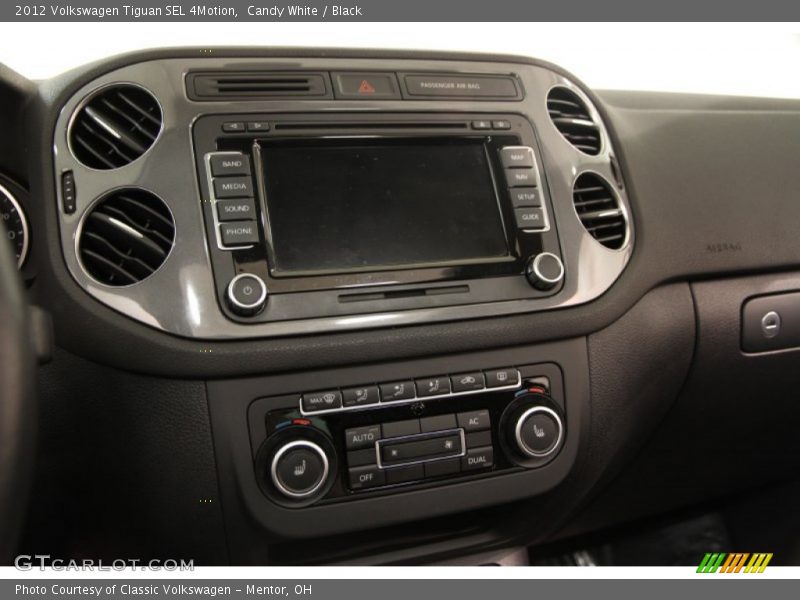 Candy White / Black 2012 Volkswagen Tiguan SEL 4Motion