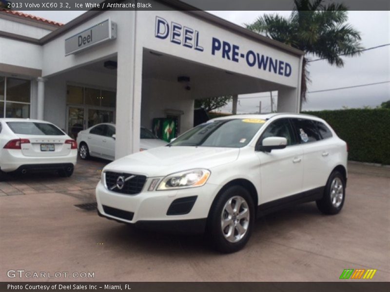 Ice White / Anthracite Black 2013 Volvo XC60 3.2