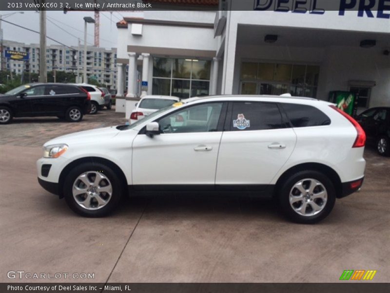 Ice White / Anthracite Black 2013 Volvo XC60 3.2