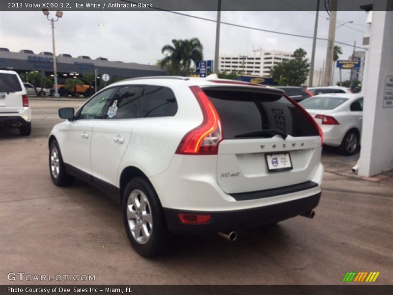 Ice White / Anthracite Black 2013 Volvo XC60 3.2