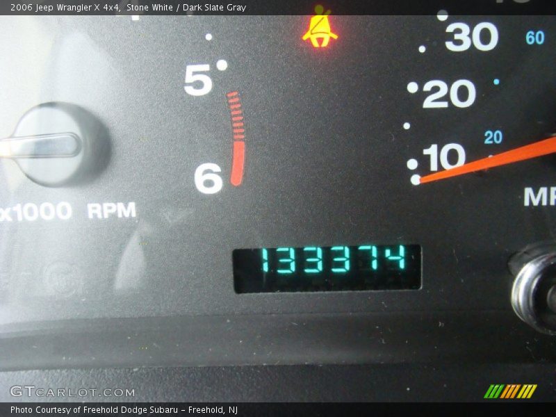 Stone White / Dark Slate Gray 2006 Jeep Wrangler X 4x4