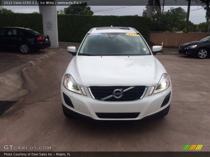 Ice White / Anthracite Black 2013 Volvo XC60 3.2