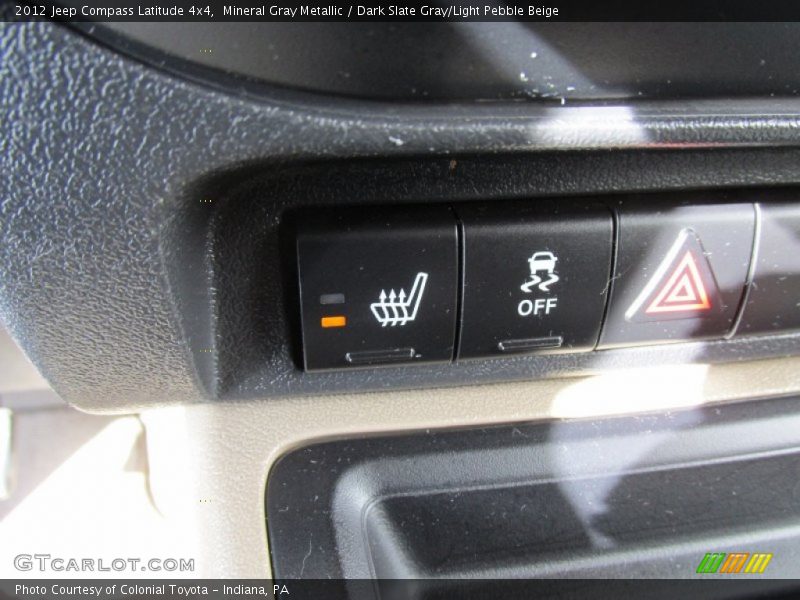 Mineral Gray Metallic / Dark Slate Gray/Light Pebble Beige 2012 Jeep Compass Latitude 4x4