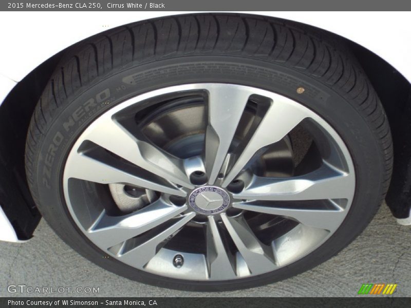 Cirrus White / Black 2015 Mercedes-Benz CLA 250