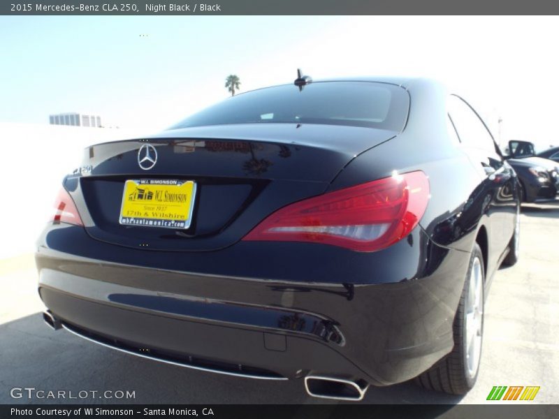 Night Black / Black 2015 Mercedes-Benz CLA 250