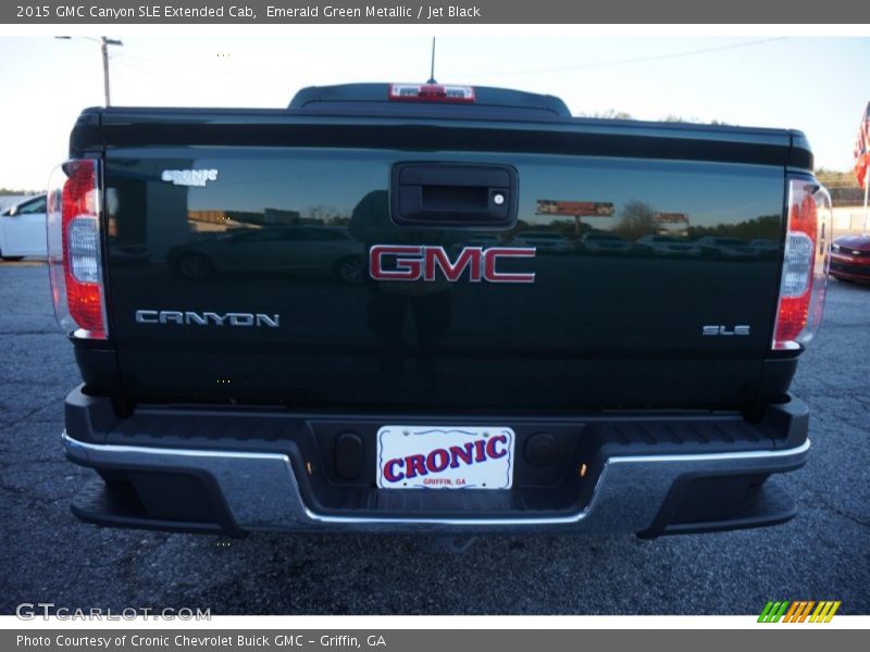 Emerald Green Metallic / Jet Black 2015 GMC Canyon SLE Extended Cab