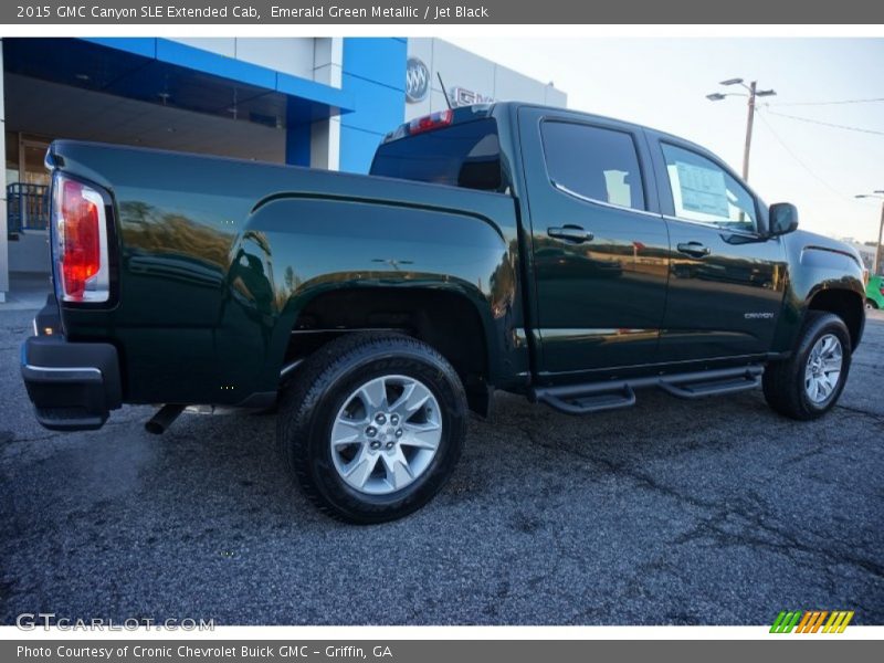 Emerald Green Metallic / Jet Black 2015 GMC Canyon SLE Extended Cab