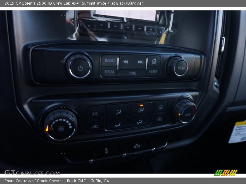 Summit White / Jet Black/Dark Ash 2015 GMC Sierra 2500HD Crew Cab 4x4