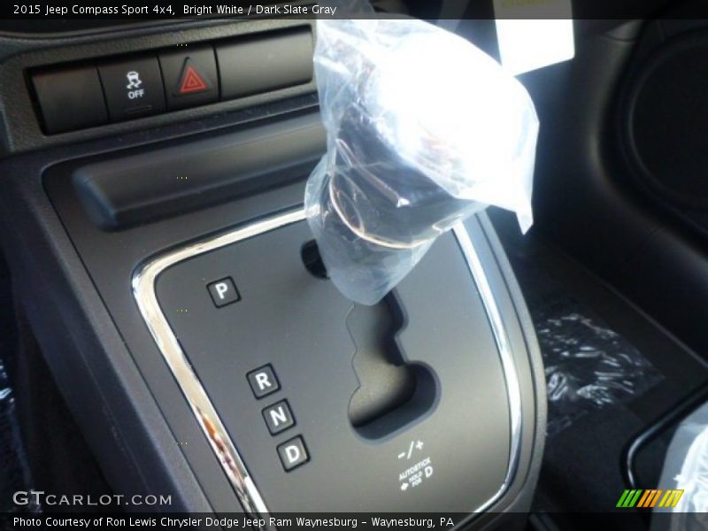 Bright White / Dark Slate Gray 2015 Jeep Compass Sport 4x4