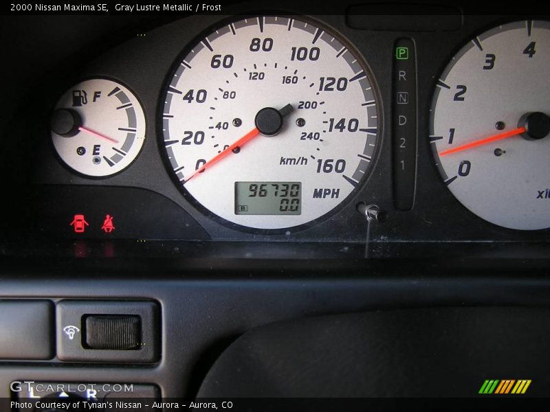 Gray Lustre Metallic / Frost 2000 Nissan Maxima SE