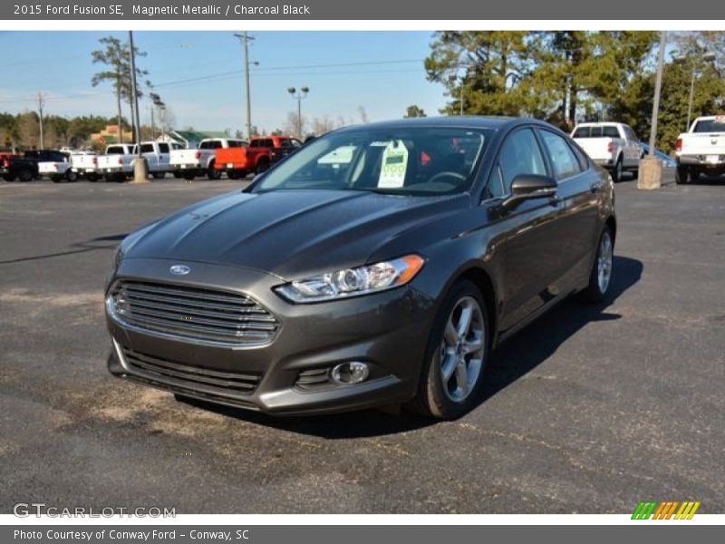 Magnetic Metallic / Charcoal Black 2015 Ford Fusion SE
