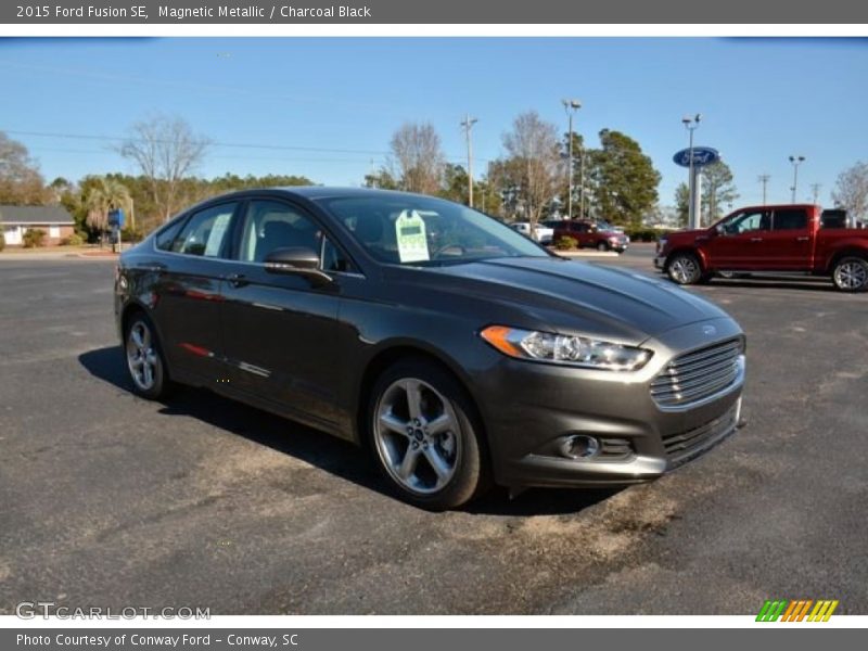 Magnetic Metallic / Charcoal Black 2015 Ford Fusion SE