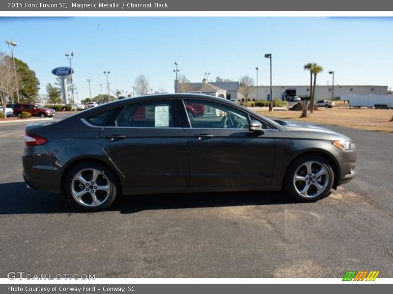 Magnetic Metallic / Charcoal Black 2015 Ford Fusion SE