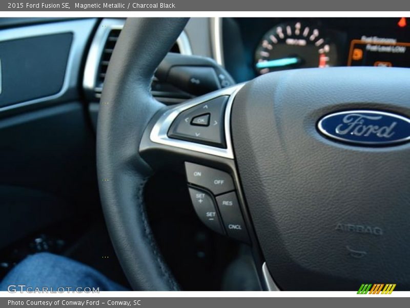 Magnetic Metallic / Charcoal Black 2015 Ford Fusion SE