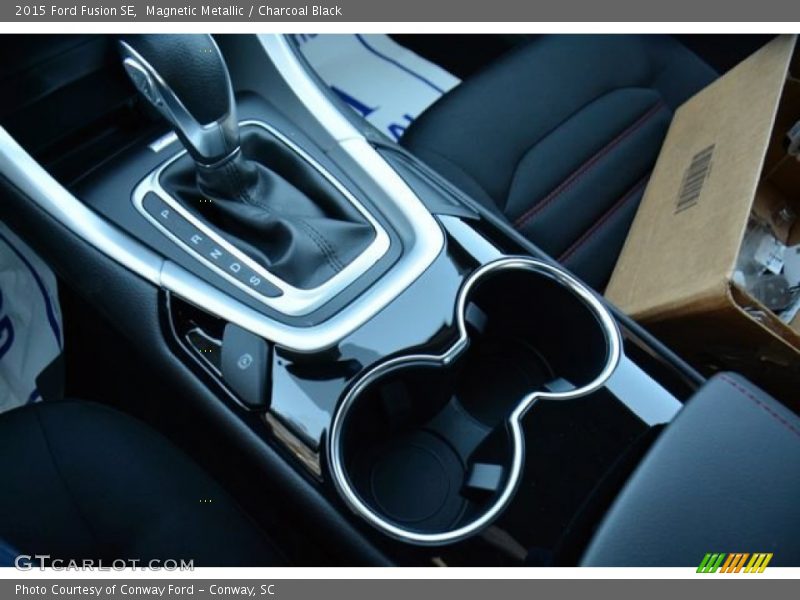 Magnetic Metallic / Charcoal Black 2015 Ford Fusion SE