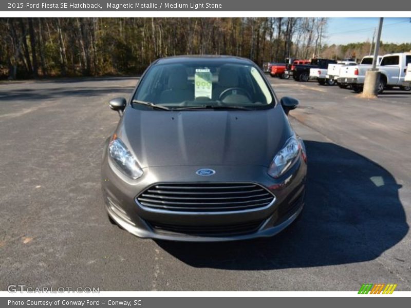 Magnetic Metallic / Medium Light Stone 2015 Ford Fiesta SE Hatchback