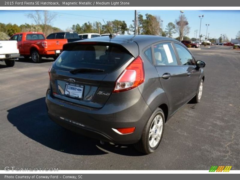 Magnetic Metallic / Medium Light Stone 2015 Ford Fiesta SE Hatchback