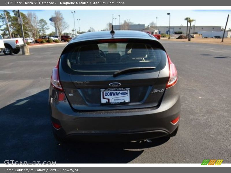 Magnetic Metallic / Medium Light Stone 2015 Ford Fiesta SE Hatchback