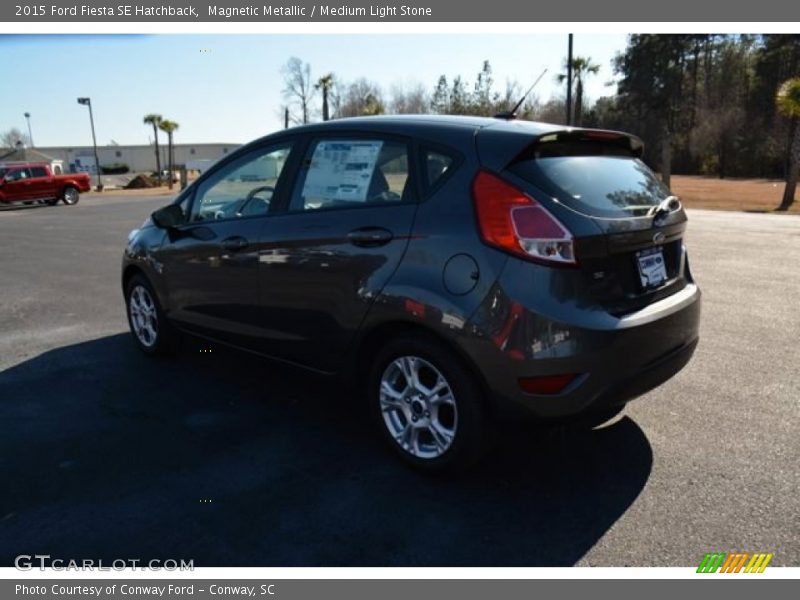 Magnetic Metallic / Medium Light Stone 2015 Ford Fiesta SE Hatchback