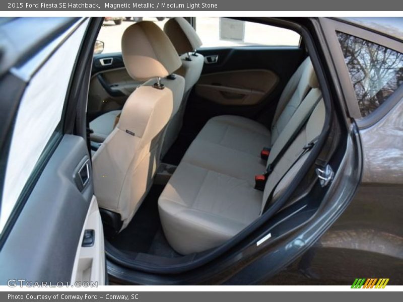 Magnetic Metallic / Medium Light Stone 2015 Ford Fiesta SE Hatchback