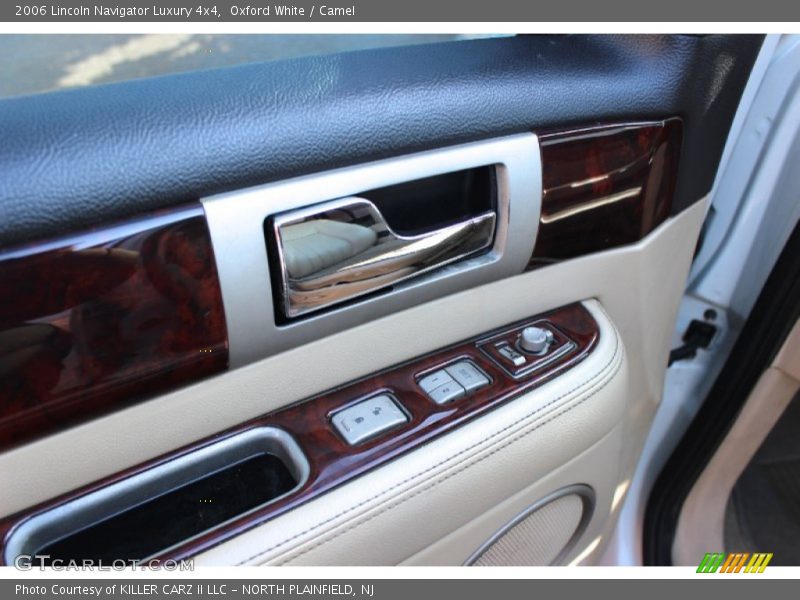 Oxford White / Camel 2006 Lincoln Navigator Luxury 4x4