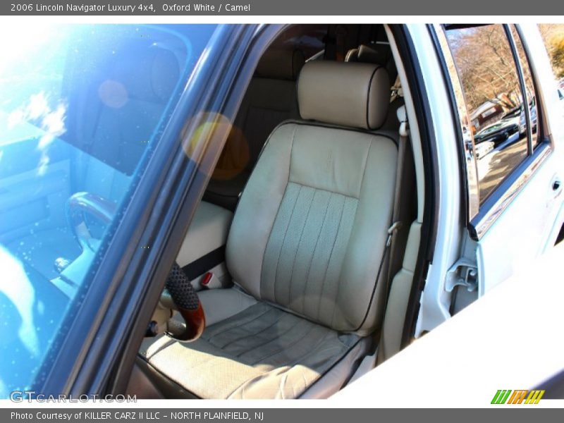 Oxford White / Camel 2006 Lincoln Navigator Luxury 4x4