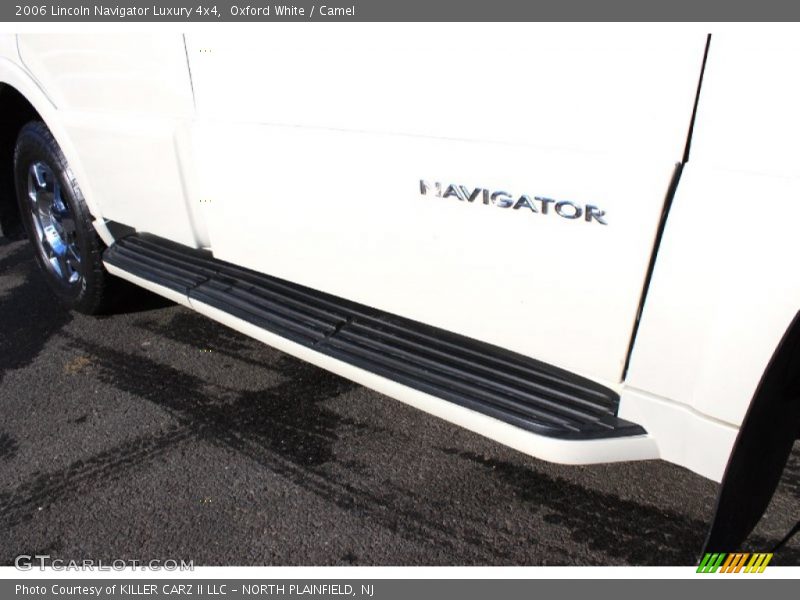 Oxford White / Camel 2006 Lincoln Navigator Luxury 4x4