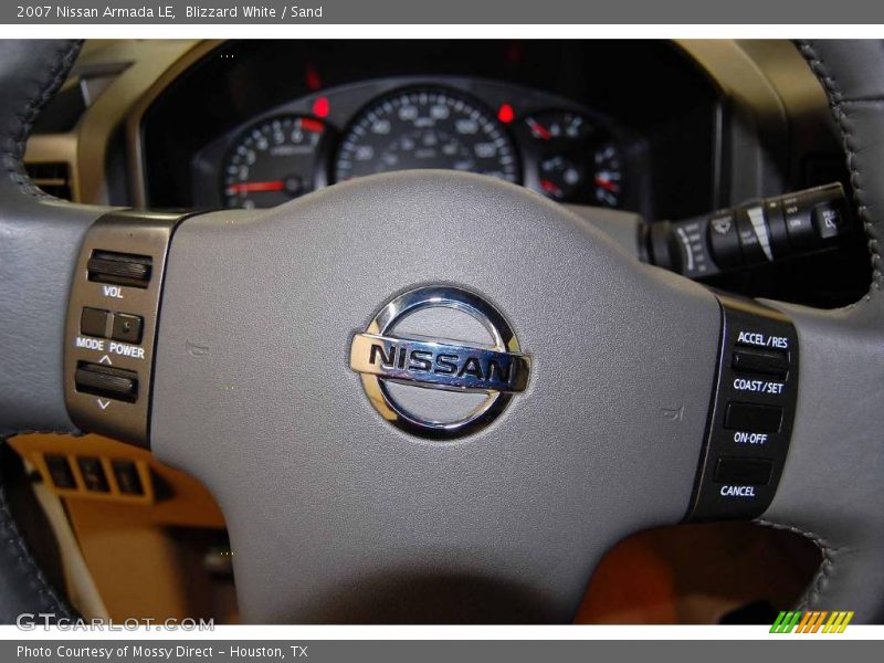 Blizzard White / Sand 2007 Nissan Armada LE