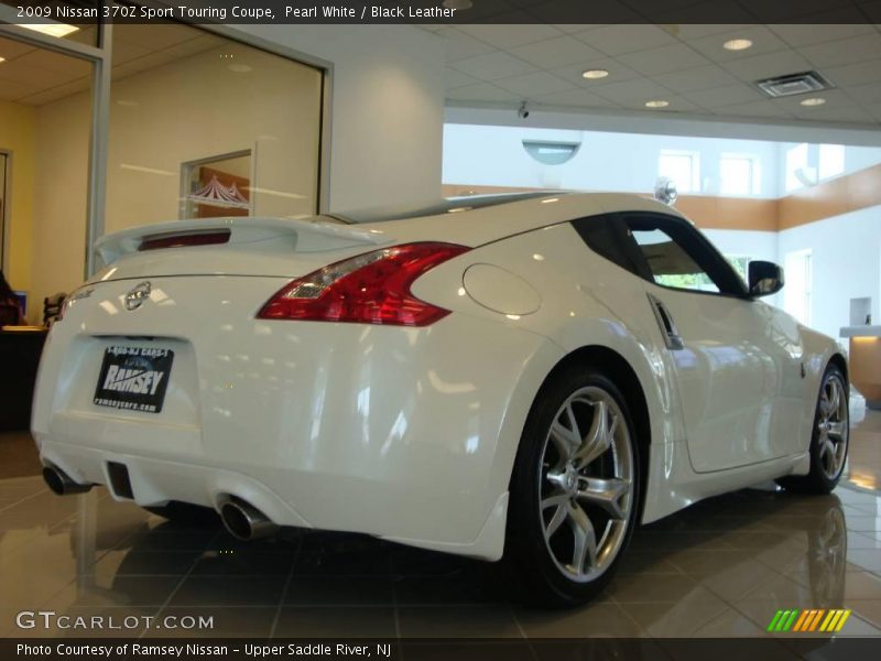 Pearl White / Black Leather 2009 Nissan 370Z Sport Touring Coupe