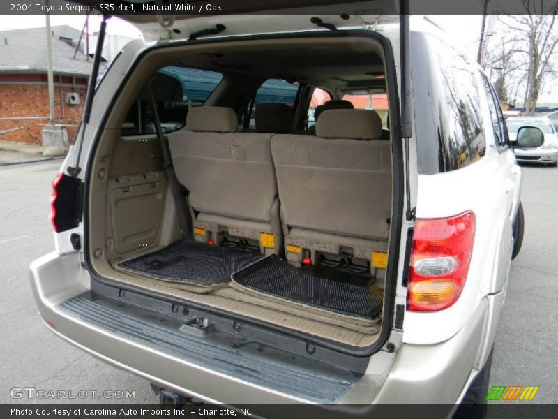 Natural White / Oak 2004 Toyota Sequoia SR5 4x4