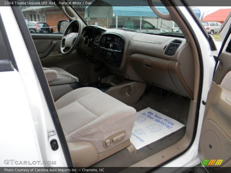 Natural White / Oak 2004 Toyota Sequoia SR5 4x4