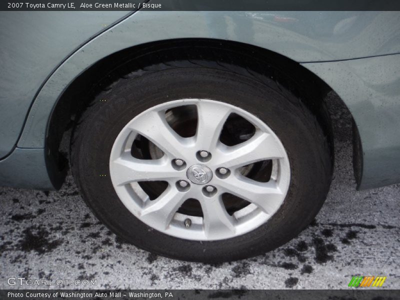 Aloe Green Metallic / Bisque 2007 Toyota Camry LE