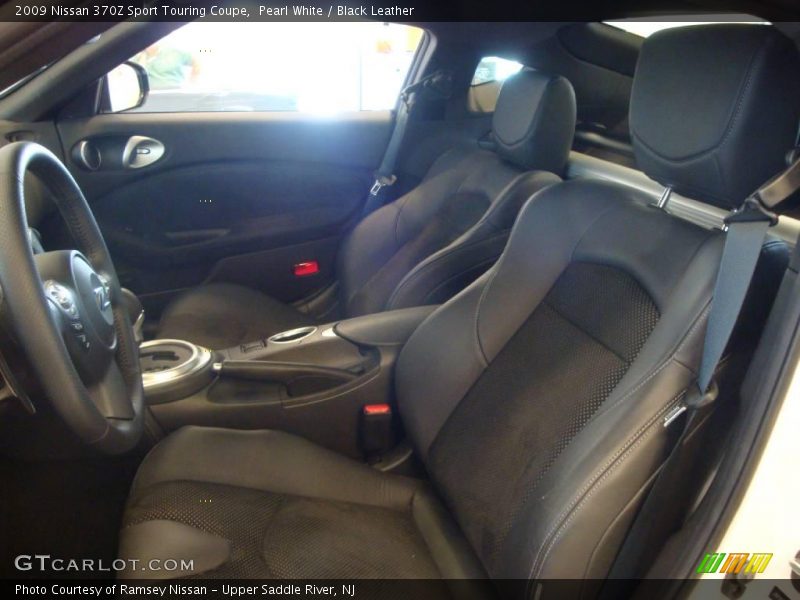 Pearl White / Black Leather 2009 Nissan 370Z Sport Touring Coupe