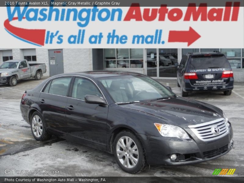 Magnetic Gray Metallic / Graphite Gray 2010 Toyota Avalon XLS
