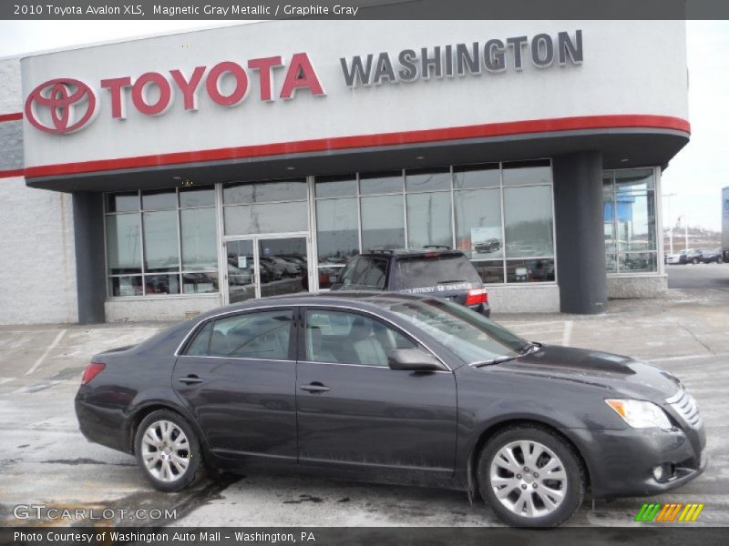 Magnetic Gray Metallic / Graphite Gray 2010 Toyota Avalon XLS