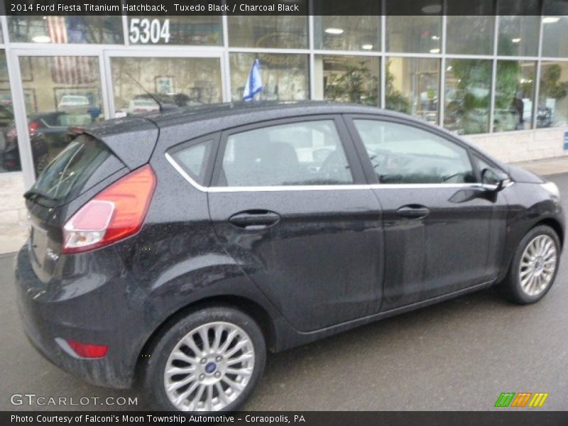 Tuxedo Black / Charcoal Black 2014 Ford Fiesta Titanium Hatchback