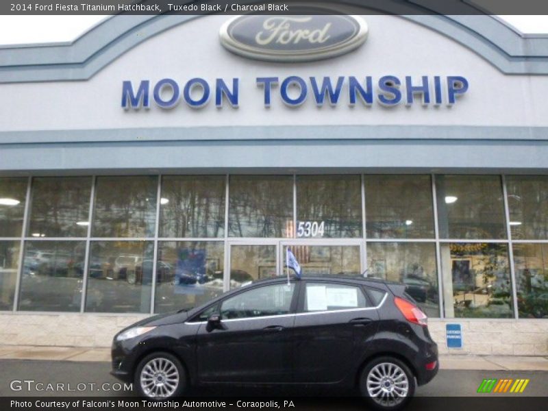 Tuxedo Black / Charcoal Black 2014 Ford Fiesta Titanium Hatchback