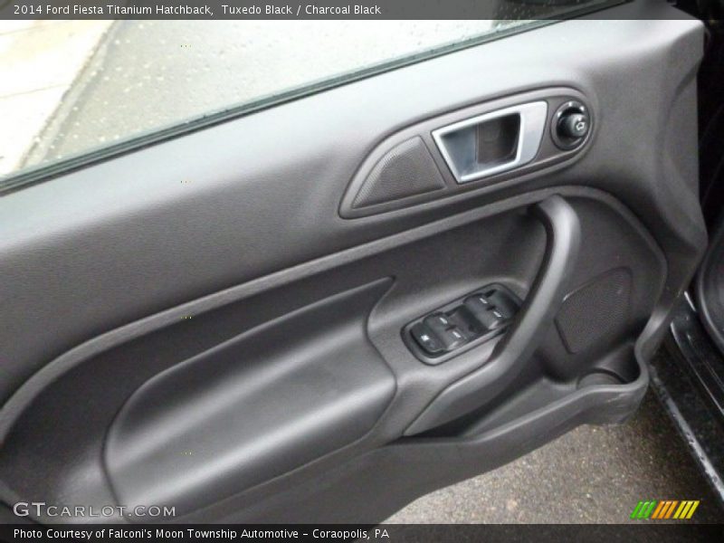 Tuxedo Black / Charcoal Black 2014 Ford Fiesta Titanium Hatchback