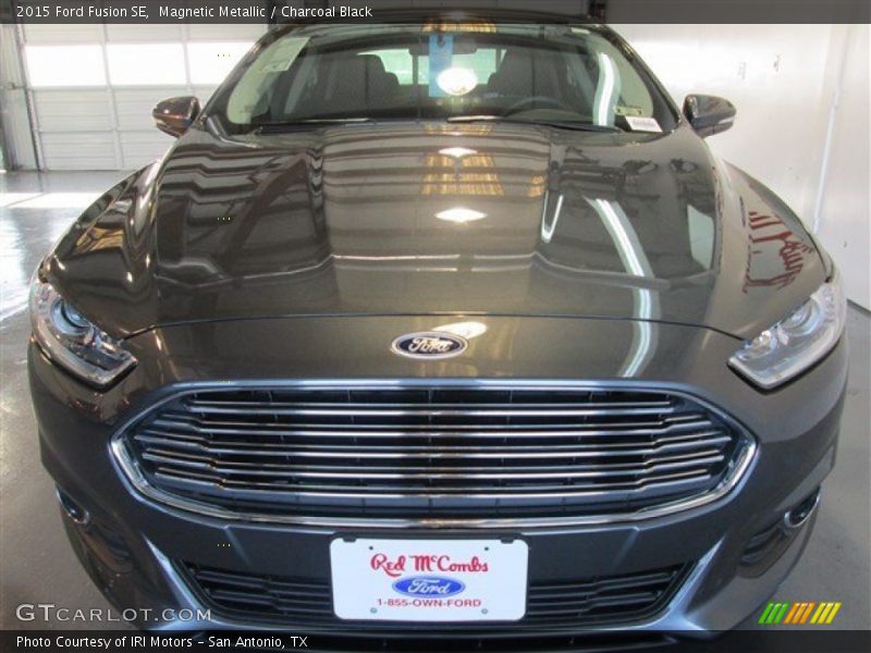 Magnetic Metallic / Charcoal Black 2015 Ford Fusion SE