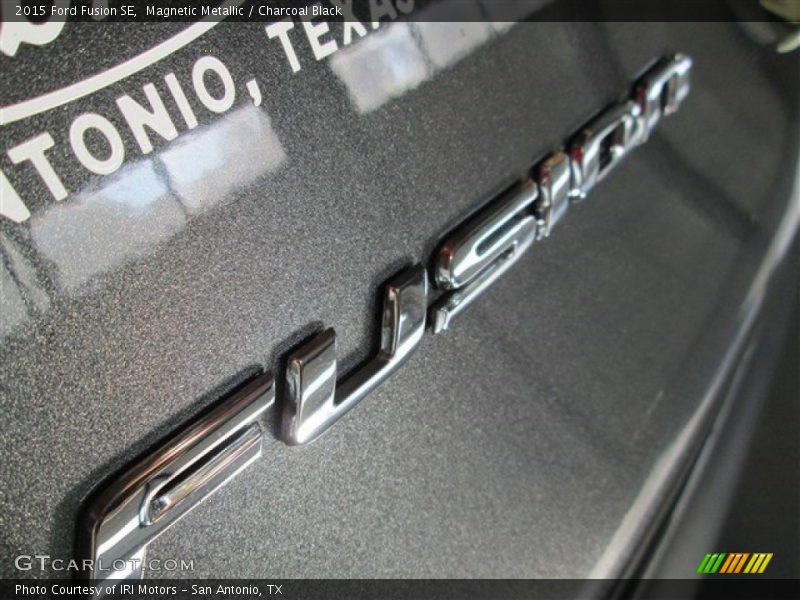 Magnetic Metallic / Charcoal Black 2015 Ford Fusion SE