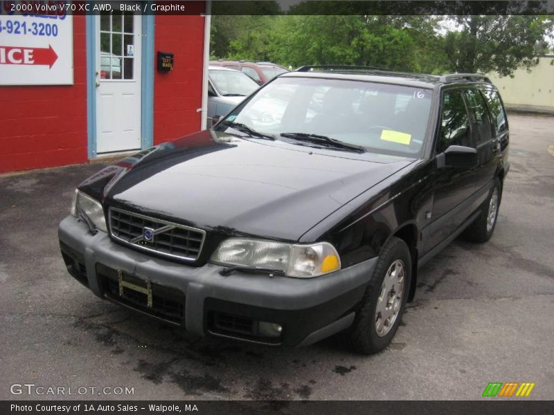 Black / Graphite 2000 Volvo V70 XC AWD