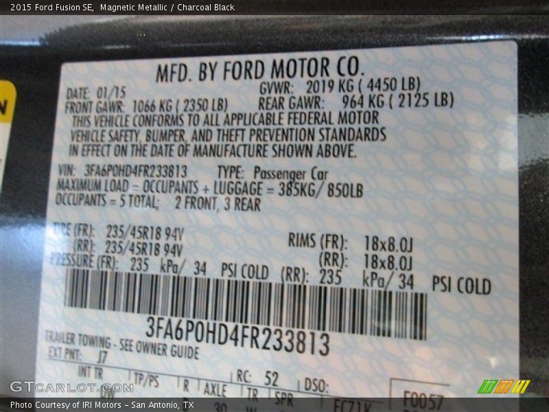 Magnetic Metallic / Charcoal Black 2015 Ford Fusion SE
