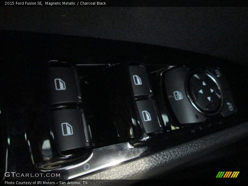 Magnetic Metallic / Charcoal Black 2015 Ford Fusion SE