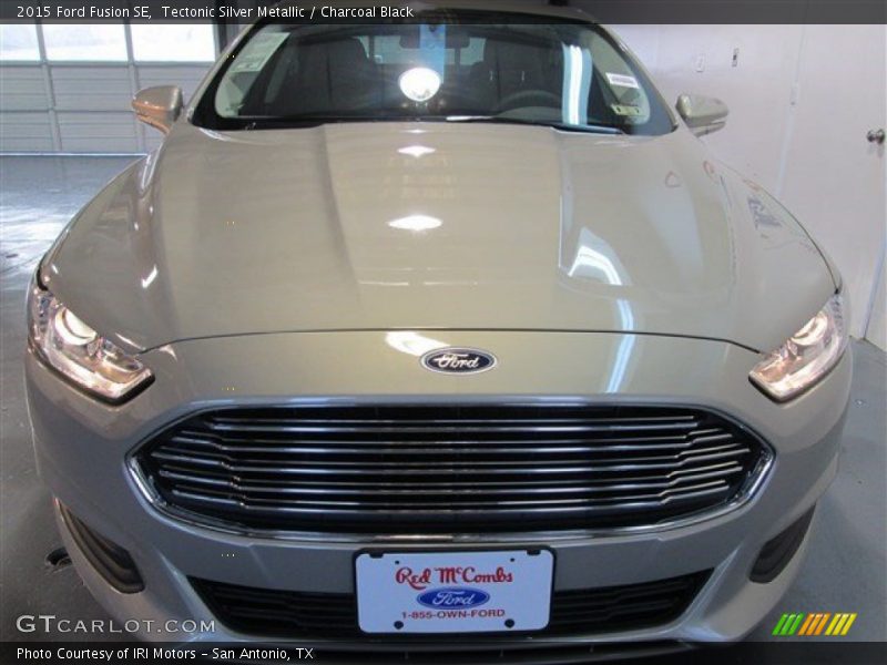 Tectonic Silver Metallic / Charcoal Black 2015 Ford Fusion SE
