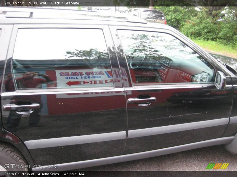 Black / Graphite 2000 Volvo V70 XC AWD