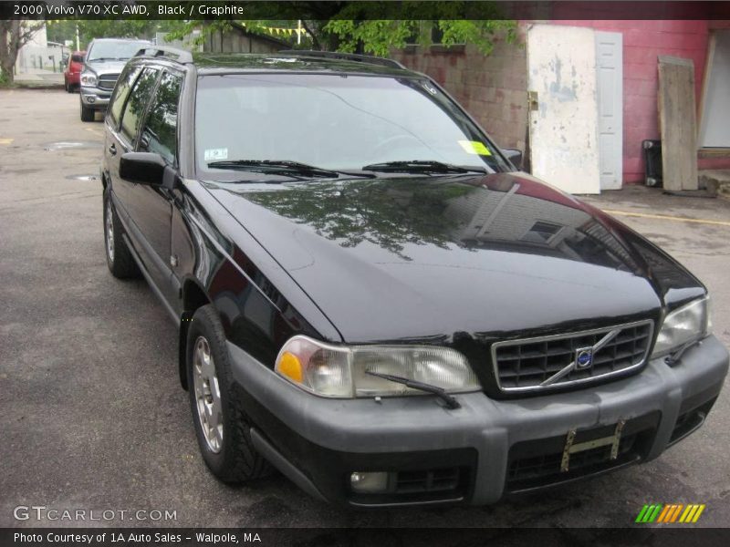 Black / Graphite 2000 Volvo V70 XC AWD