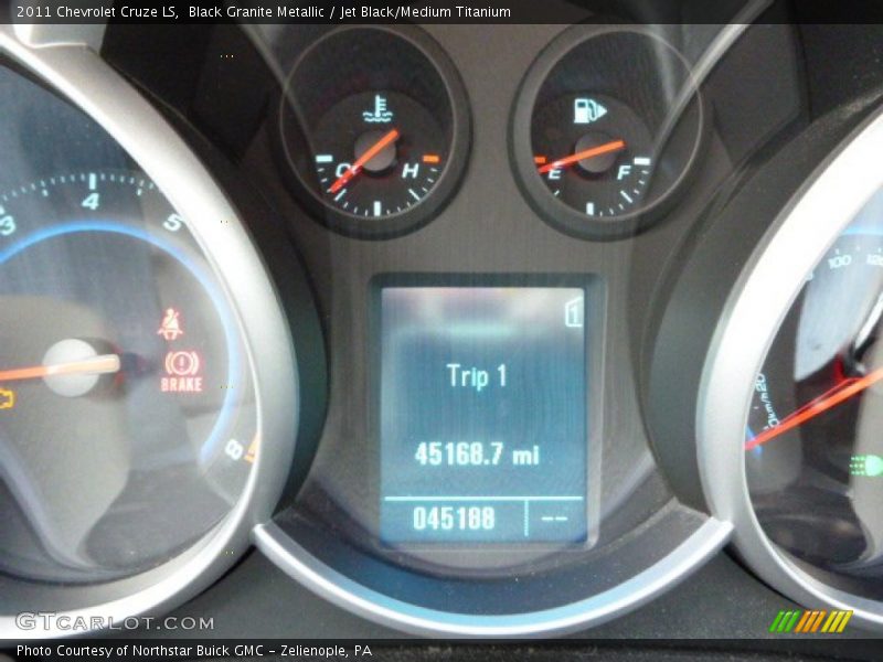 Black Granite Metallic / Jet Black/Medium Titanium 2011 Chevrolet Cruze LS